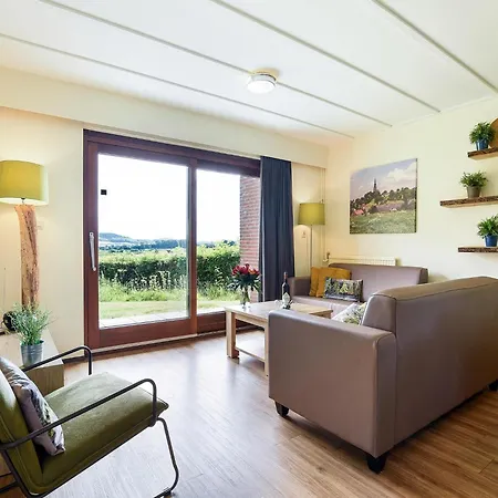 House With Dishwasher, 8km From The Drielandenpunt Holiday home *